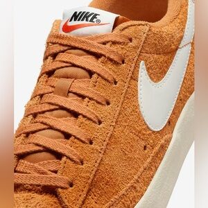 Nike Retro Suede Sneakers. Size 8 women’s. color: Mustard&White. New/never worn.